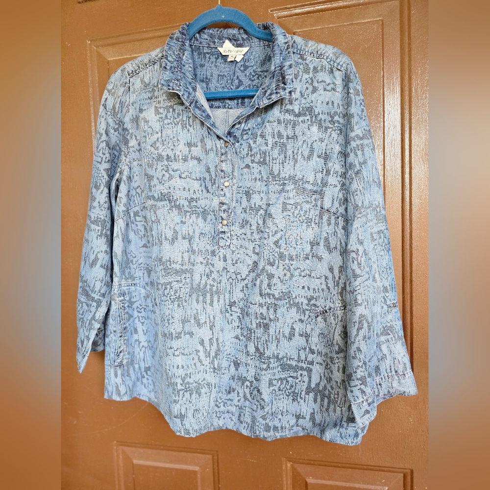 JOHN-MARK BLOUSE
